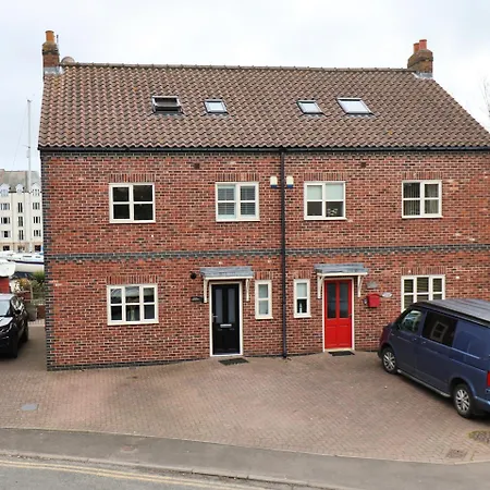 Holiday home Fair Winds *